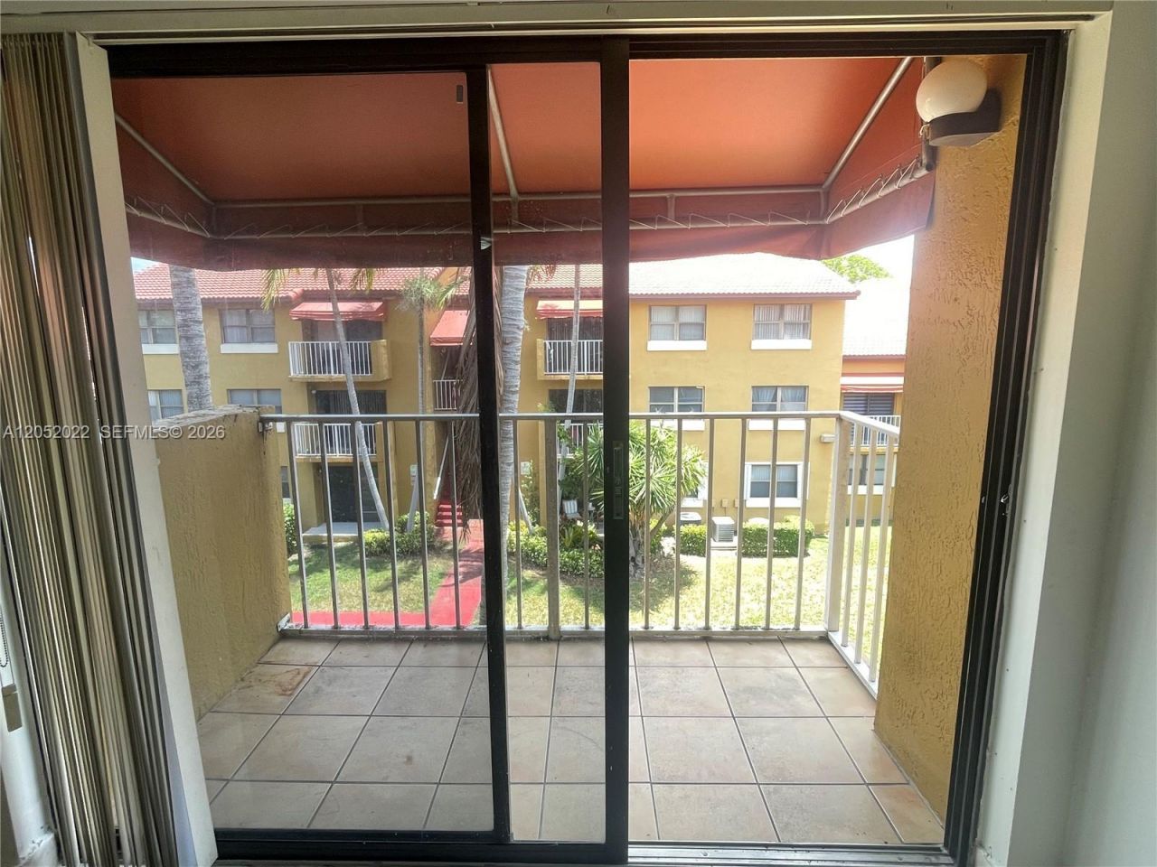 15610 SW 80th St , Unit J-304, Miami, FL 33193 Photo