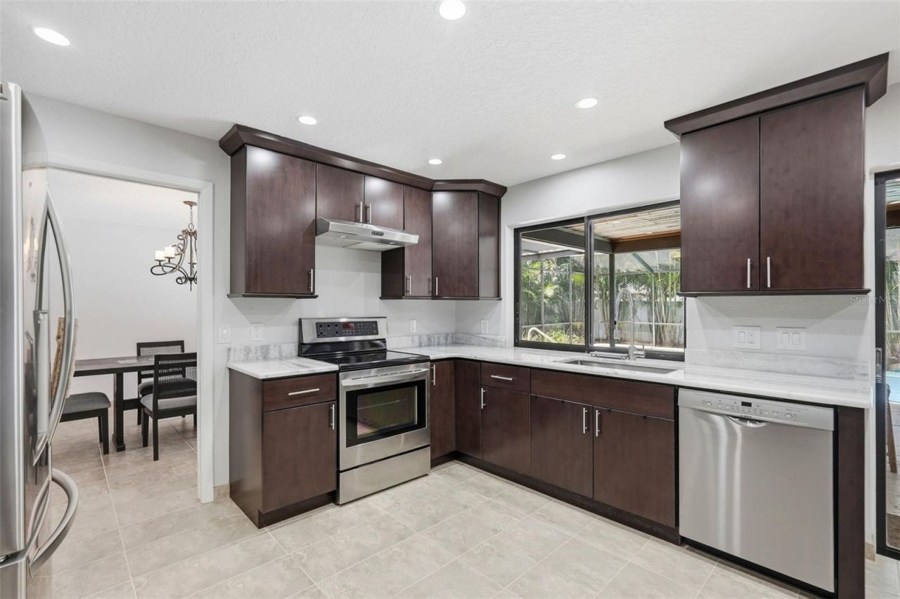 707 Knollwood Drive , Largo, FL 33770 Photo