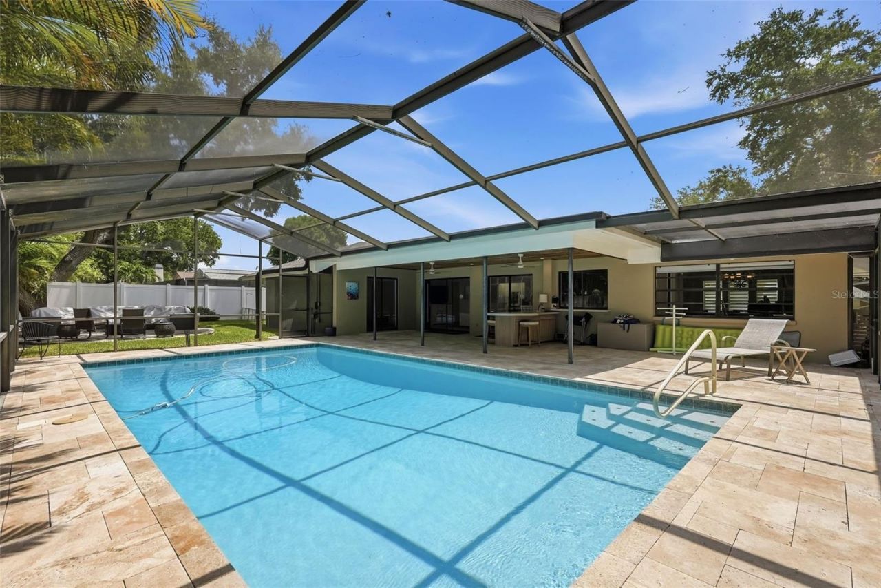 707 Knollwood Drive , Largo, FL 33770 Photo