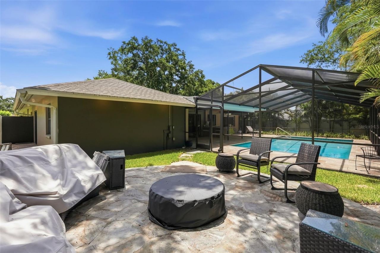 707 Knollwood Drive , Largo, FL 33770 Photo