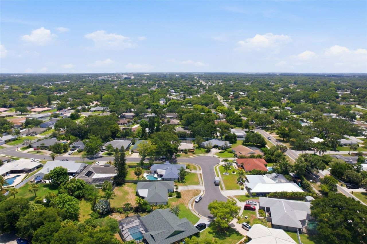 707 Knollwood Drive , Largo, FL 33770 Photo
