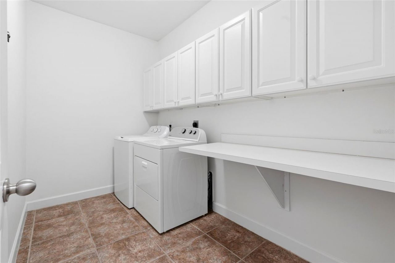 8693 SW 76th Place , Gainesville, FL 32608 Photo
