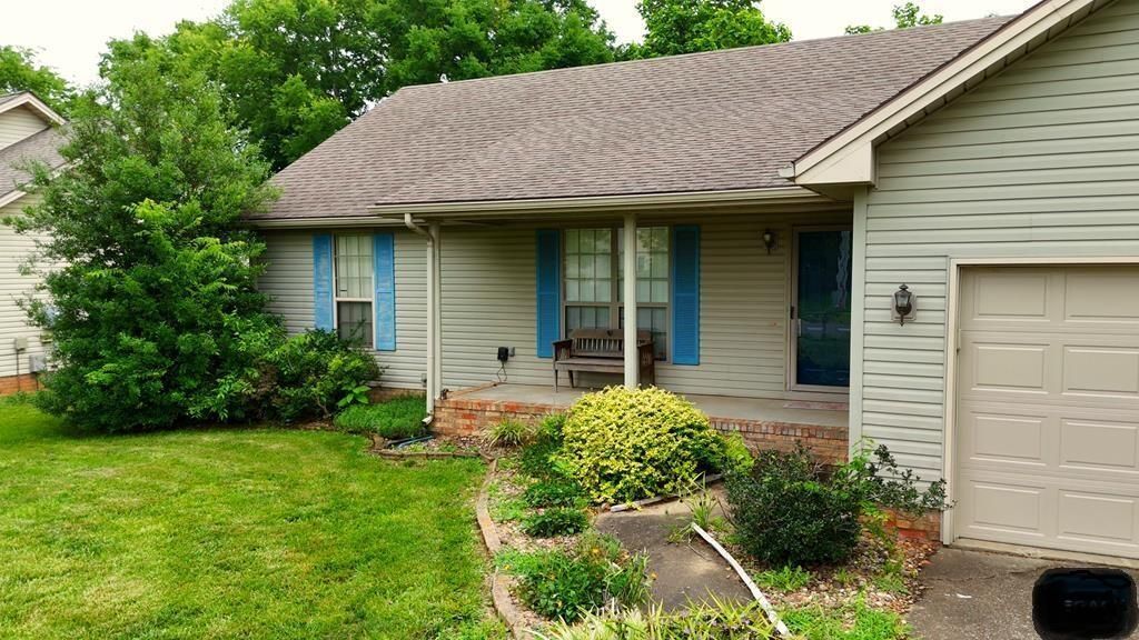 905 Sivley Road, Hopkinsville, KY 42240 Main Photo