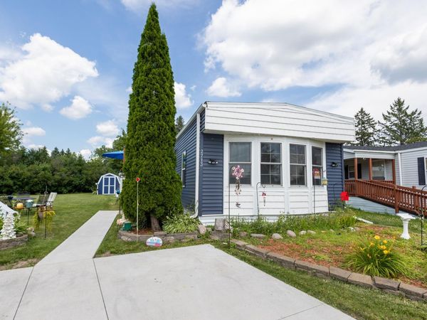 2713 Benlana Court , Maplewood, MN 55119