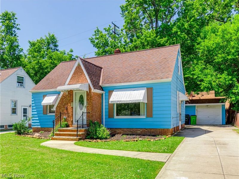 294 E 264th Street, Euclid, OH 44132 Photo 2