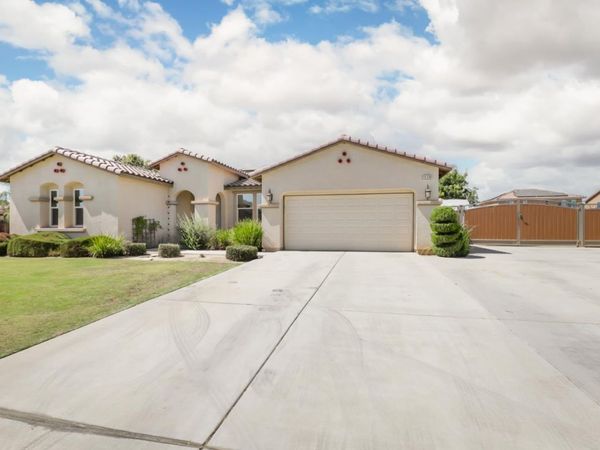 15538 Quintero Place, Bakersfield, CA 93314