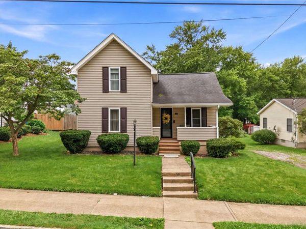 50 S 7th St, Sharpsville, PA 16150