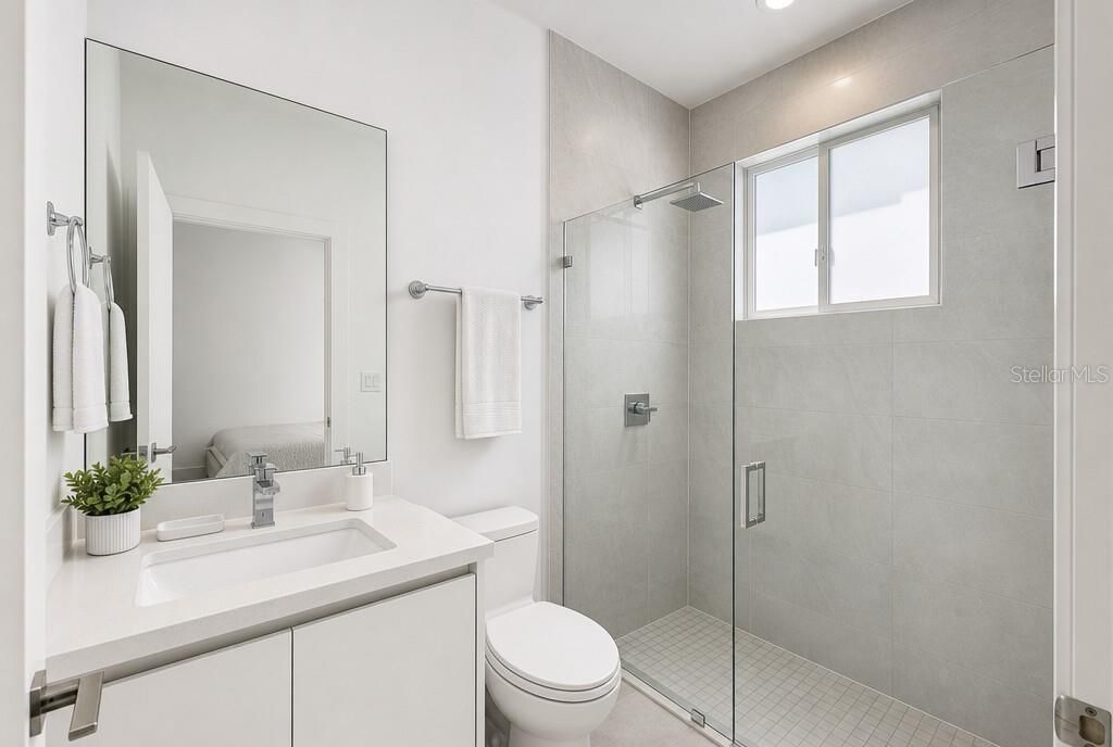 10384 NW 67th Ter, Doral, FL 33178 Photo