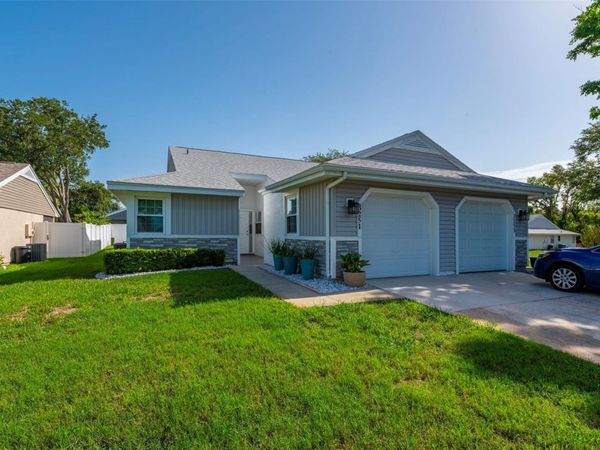 3251 LATANA DRIVE , PALM HARBOR, FL 34684