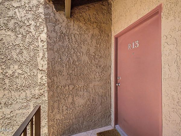 5525 E THOMAS Road, Unit R13, Phoenix, AZ 85018