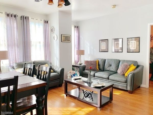 111 Mulberry St, Unit 1D, Newark, NJ 07102