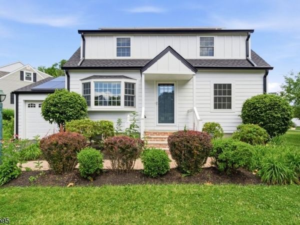 52 Hamilton St, Madison, NJ 07940