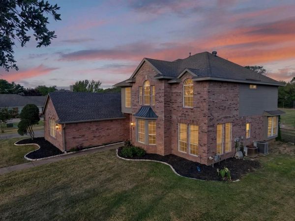 331 Lakeside Drive , Shady Shores, TX 76208