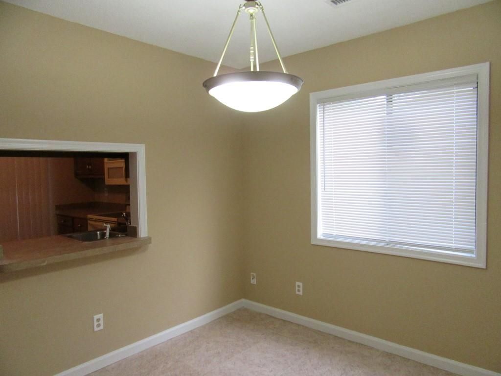 1450 Turkey Ridge Rd.  Photo 6