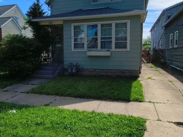 135 Schiller St , Buffalo, NY 14206