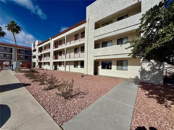 1381 E University Avenue, Unit 305, Las Vegas, NV 89119