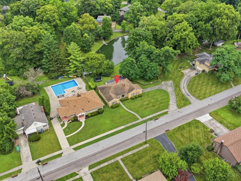 1708 Leona Drive, Green Township, OH 45238 Photo 3