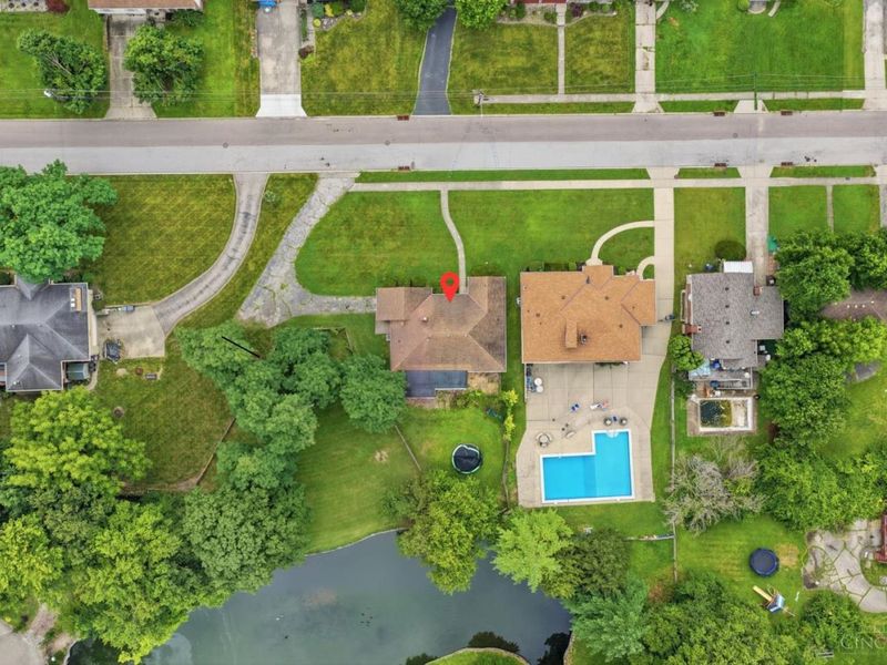 1708 Leona Drive, Green Township, OH 45238 Photo 4