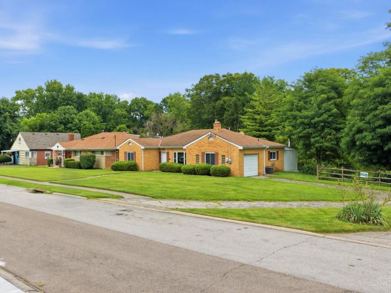 1708 Leona Drive, Green Township, OH 45238 Photo 5