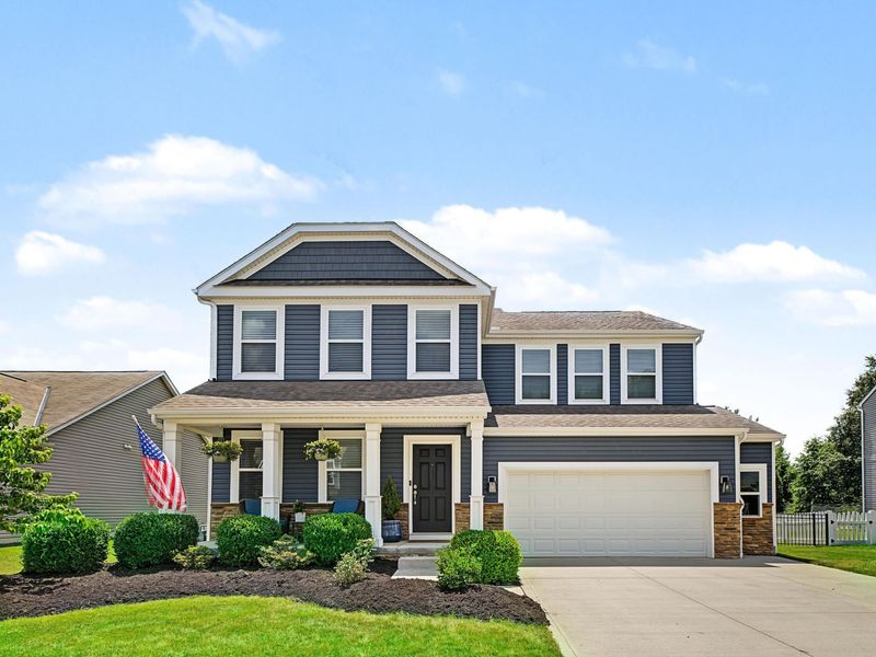 7965 Narrow Leaf Drive, Blacklick, OH 43004 Photo 2