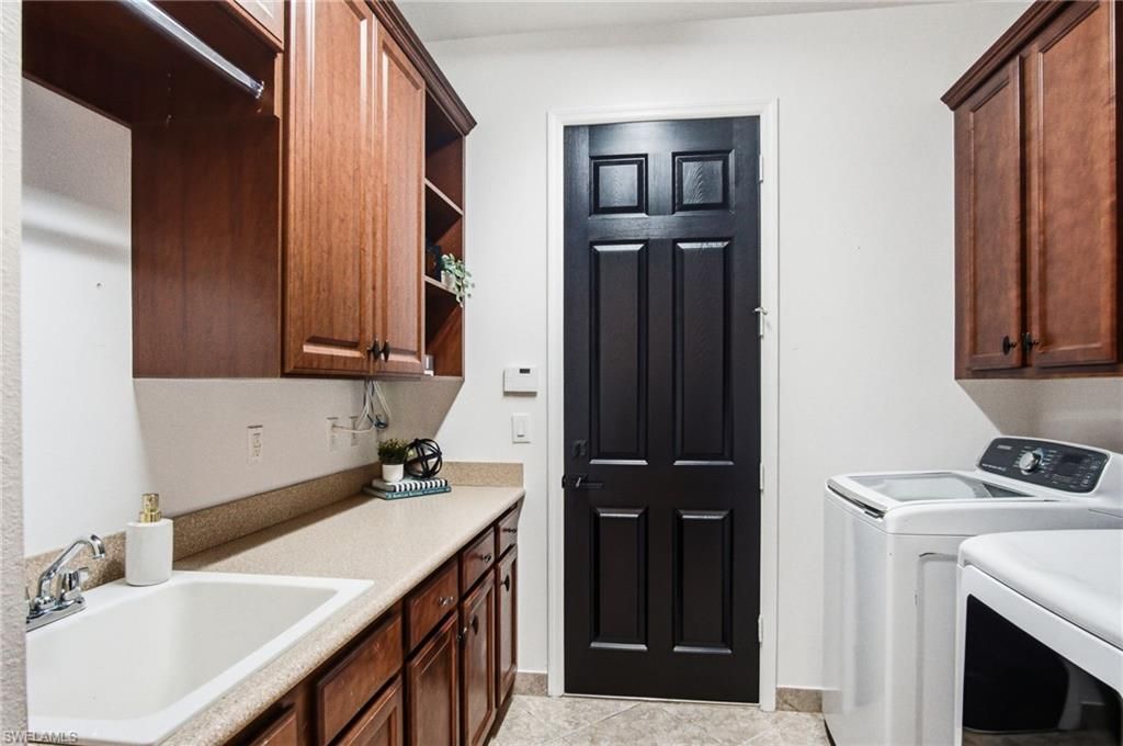 3908 Gibralter Dr, Naples, FL 34119 Photo