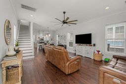 4619 Oakwood Avenue photo 4