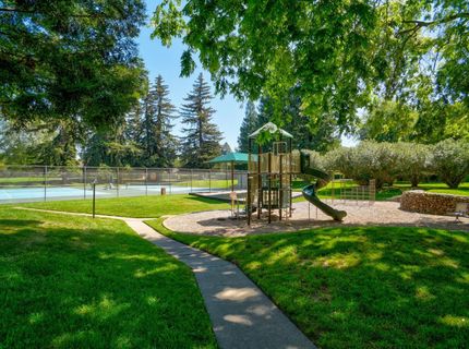 518 Hartnell, Sacramento, CA 95825 Photo