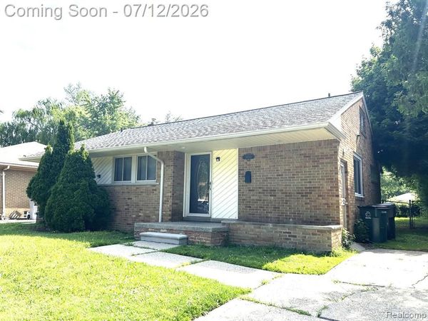 24020 Condon Street, Oak Park, MI 48237