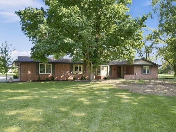 17131 N State Road 1 Road, Spencerville, IN 46788