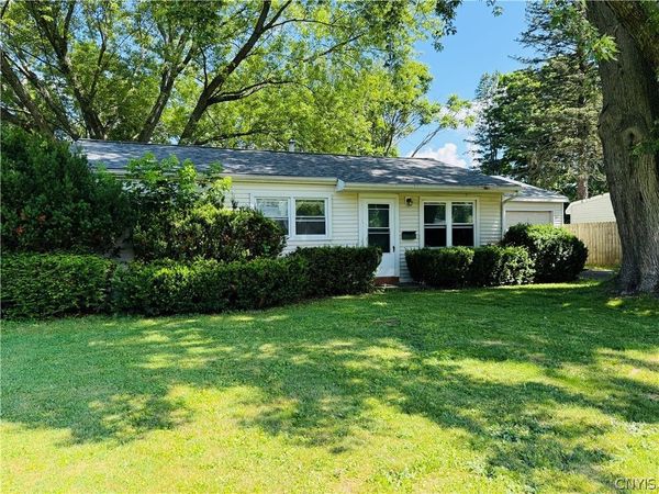 5 Woodcrest Drive , Cortland, NY 13045