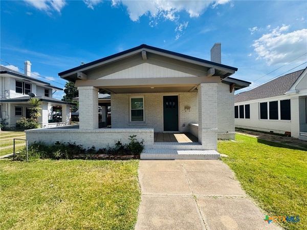 1012 E Main Street , Gatesville, TX 76528