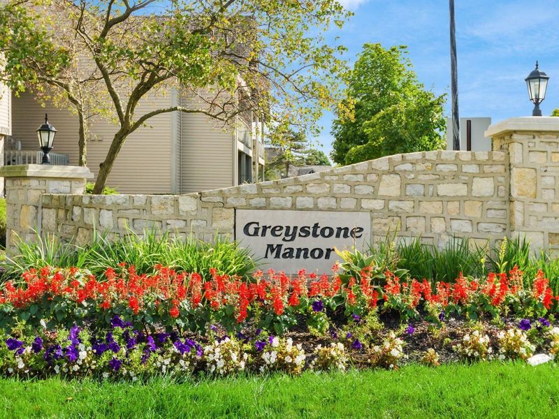 5315 Stonemeadow Avenue, Unit F, Columbus, OH 43220 Photo 21