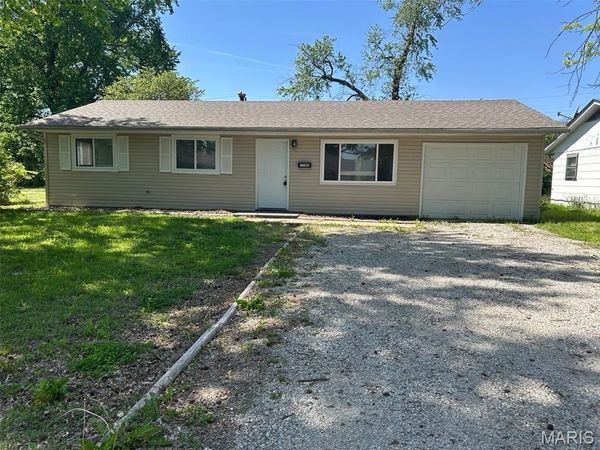 1162 Smith Street , Cahokia, IL 62206