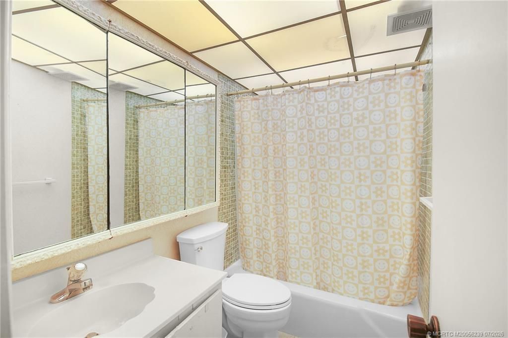 5463 SE Miles Grant Road, Unit B212, Stuart, FL 34997 Photo