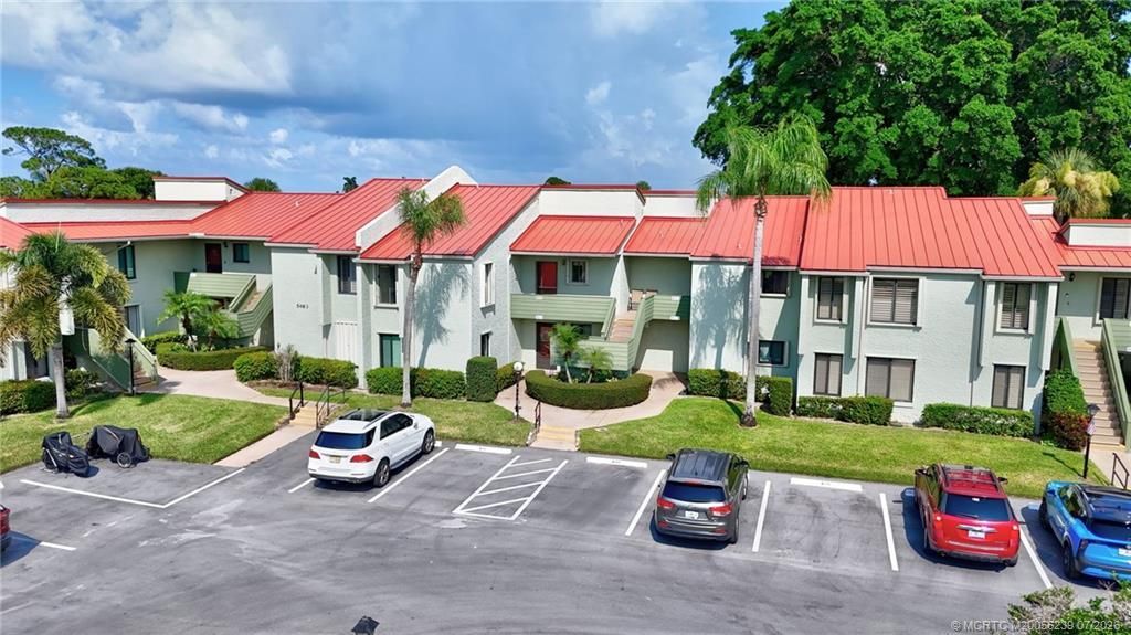 5463 SE Miles Grant Road, Unit B212, Stuart, FL 34997 Photo
