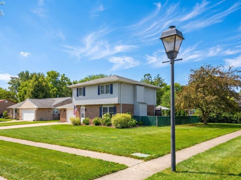 804 Grant Street, Port Clinton, OH 43452 Photo 1