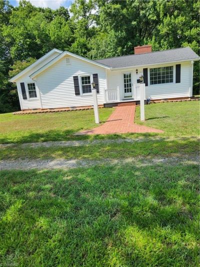 3405 Us Highway 311 N, Pine Hall, NC 27042 Main Photo