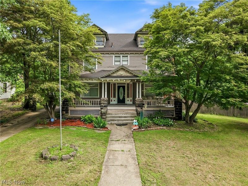 236 N Heights Avenue, Youngstown, OH 44505 Photo 1