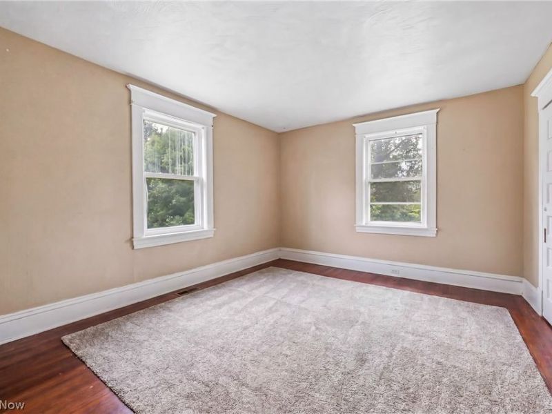 236 N Heights Avenue, Youngstown, OH 44505 Photo 21