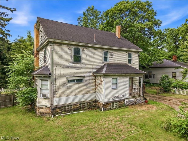 236 N Heights Avenue, Youngstown, OH 44505 Photo 35