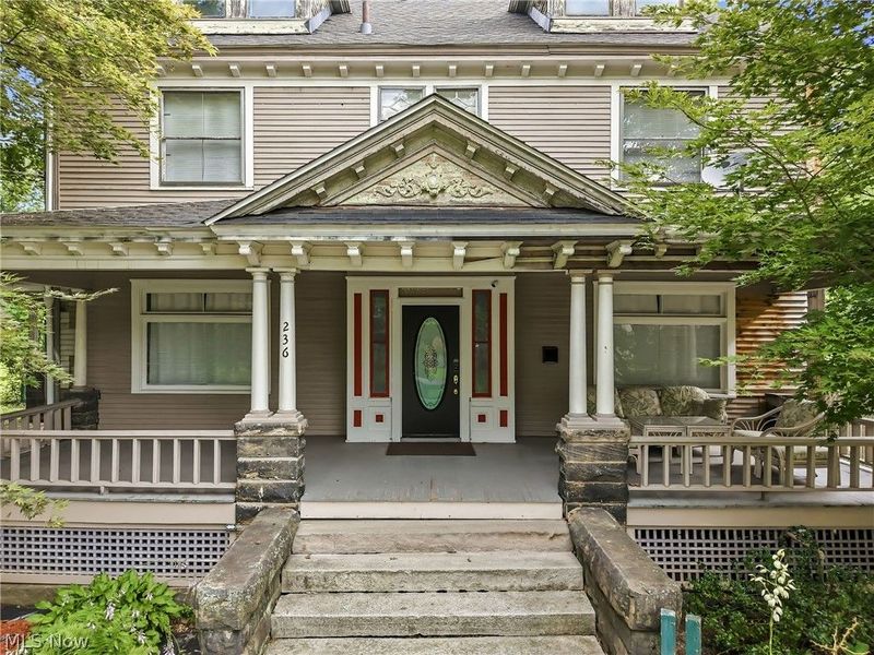 236 N Heights Avenue, Youngstown, OH 44505 Photo 4