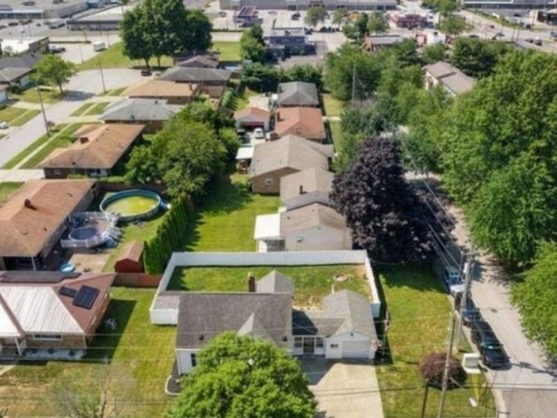 492 E Woodsdale Avenue, Akron, OH 44301 Photo 15
