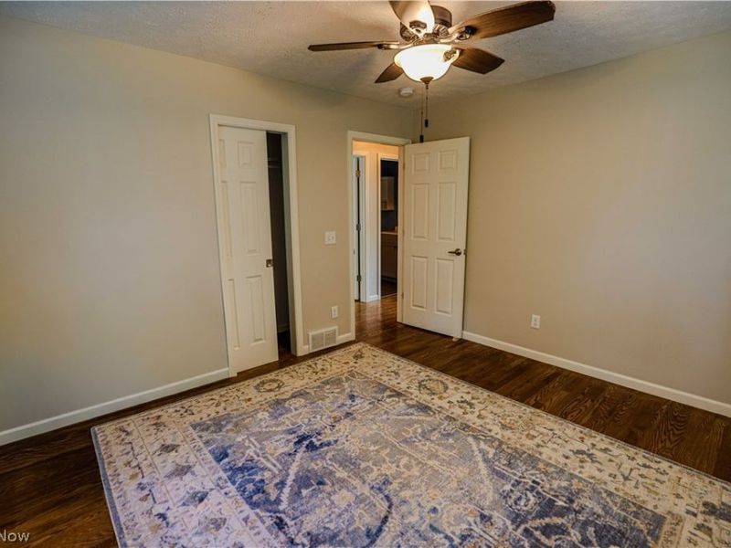 492 E Woodsdale Avenue, Akron, OH 44301 Photo 24