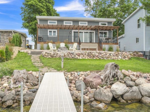 10767 Crowley Avenue, Spirit Lake, IA 51360