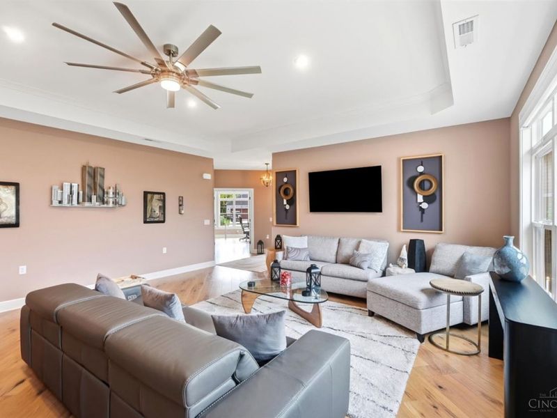 8182 S Bel Haven Lane, West Chester, OH 45069 Photo 5