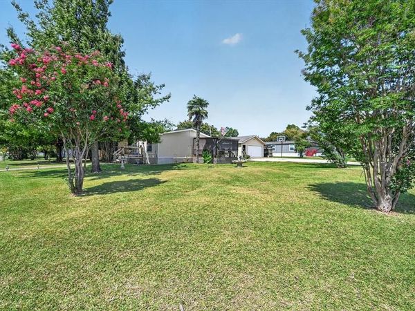 1103 Burnett Boulevard, Alvarado, TX 76009