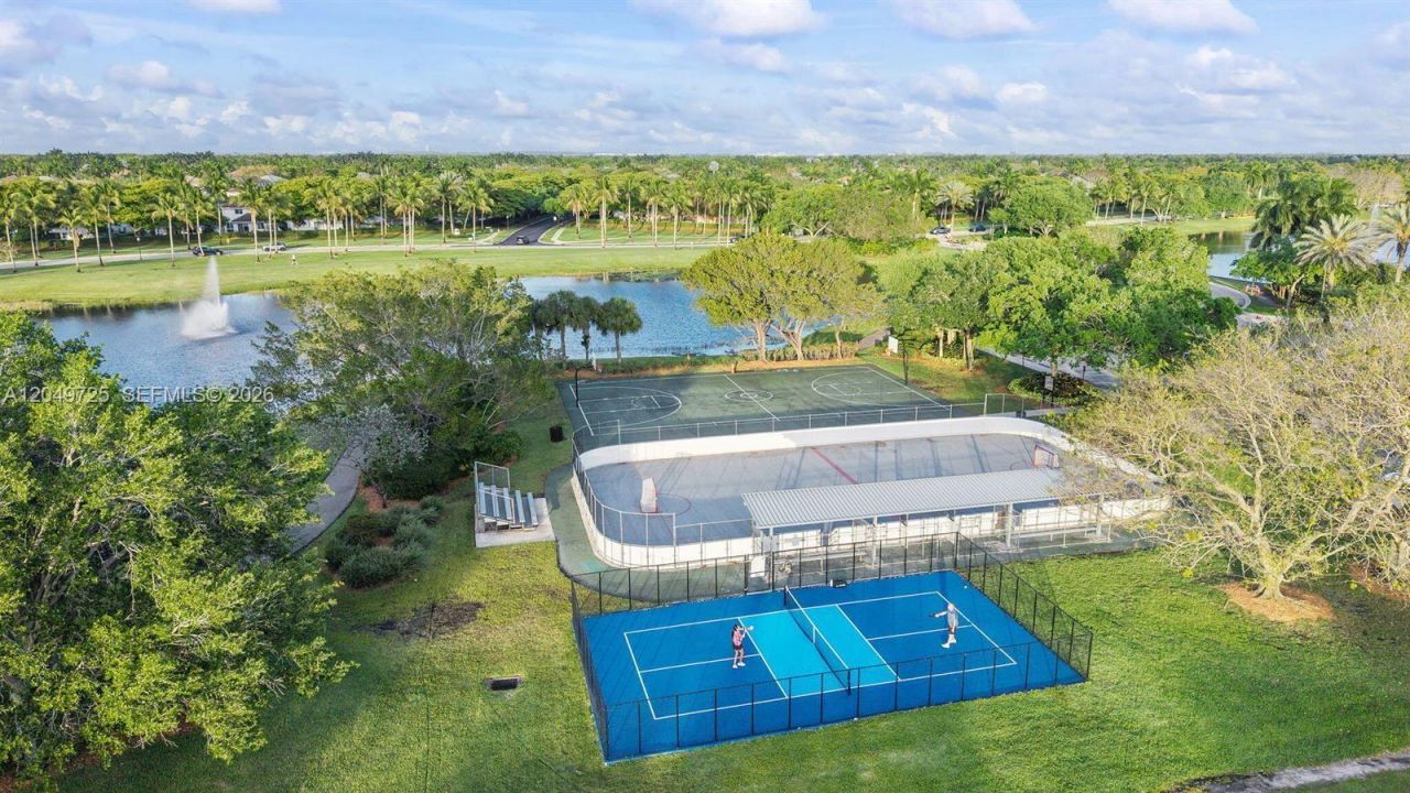 1333 Majesty Ter , Weston, FL 33327 Photo