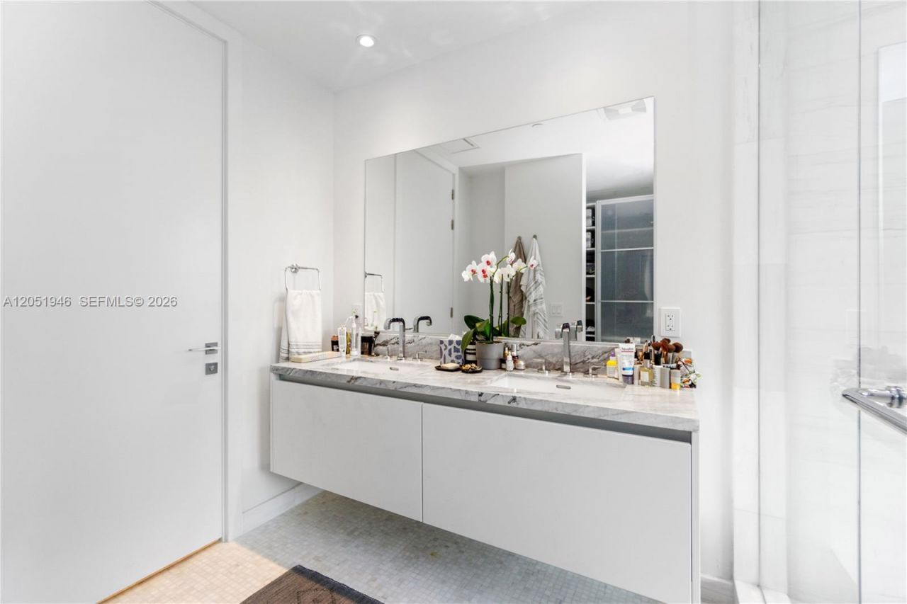 700 NE 26th Ter , Unit 1005, Miami, FL 33137 Photo