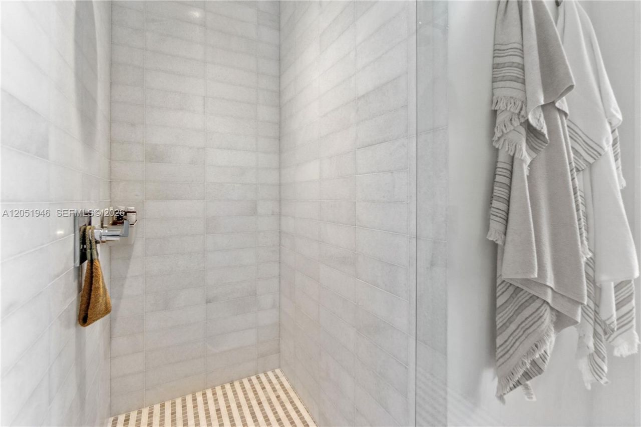 700 NE 26th Ter , Unit 1005, Miami, FL 33137 Photo