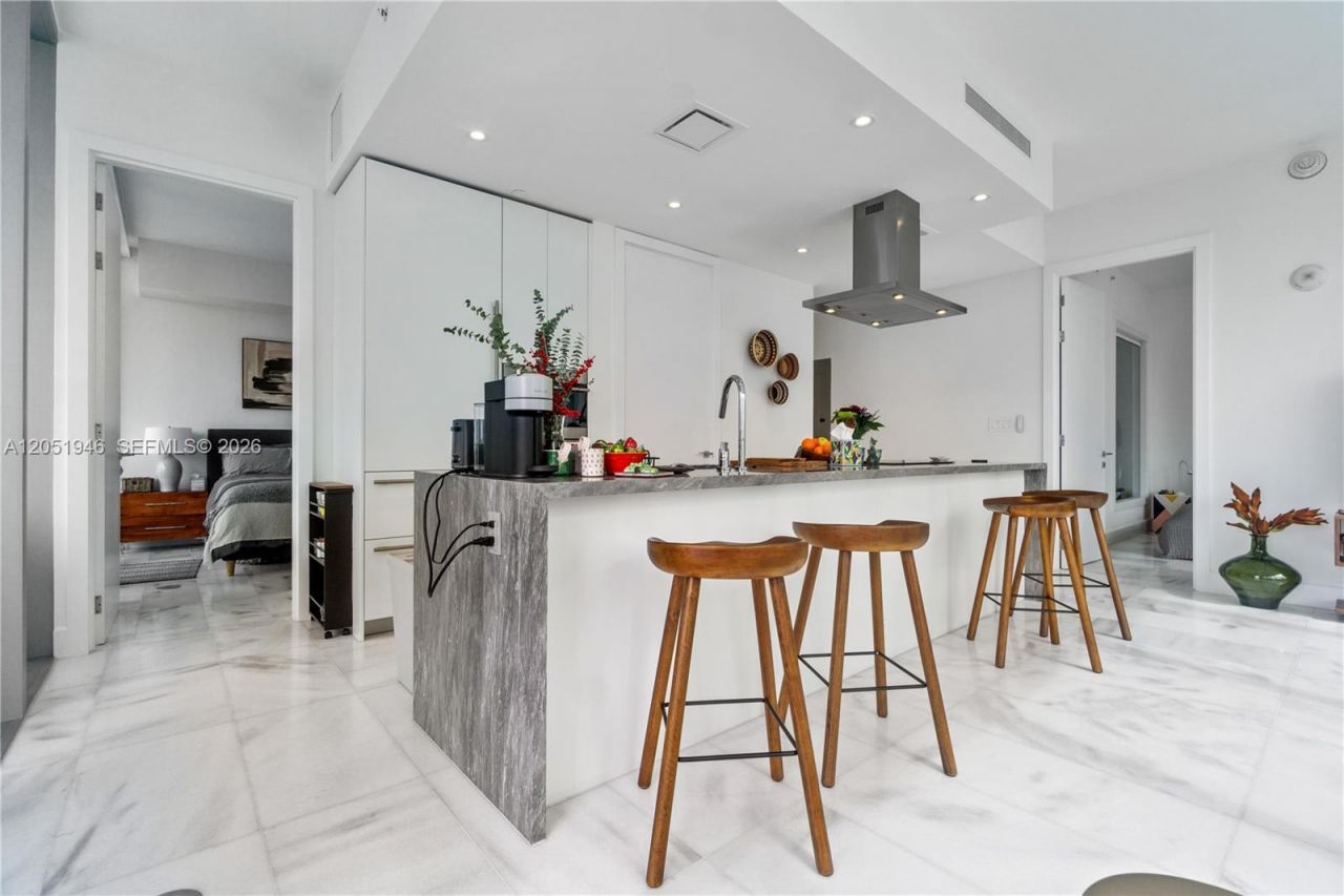 700 NE 26th Ter , Unit 1005, Miami, FL 33137 Photo